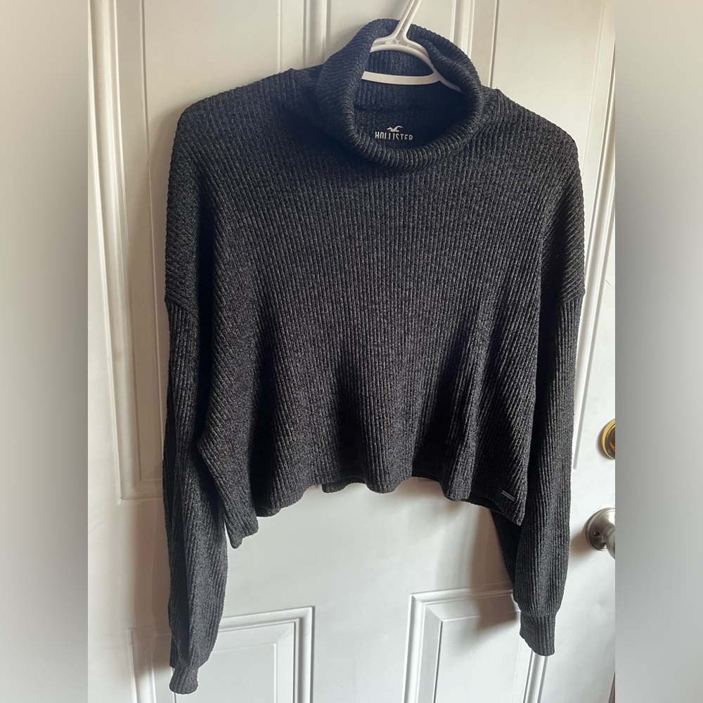 Hollister | Cropped Ribbed Turtleneck